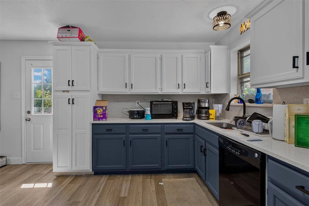 8642 Barclay Street, Dallas, TX 75227 8642 Barclay Street, Dallas, TX 75227