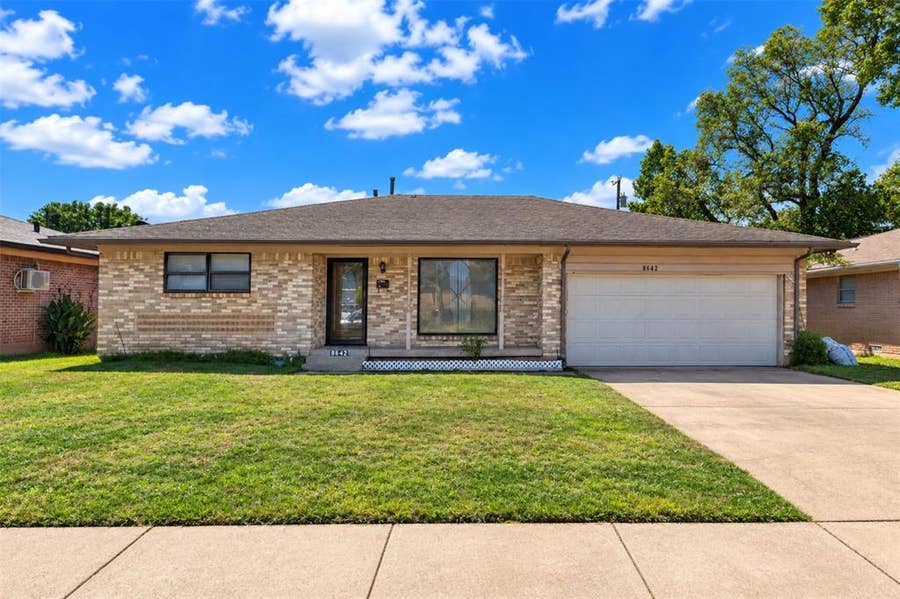 Property photo for 8642 Barclay Street, Dallas, TX