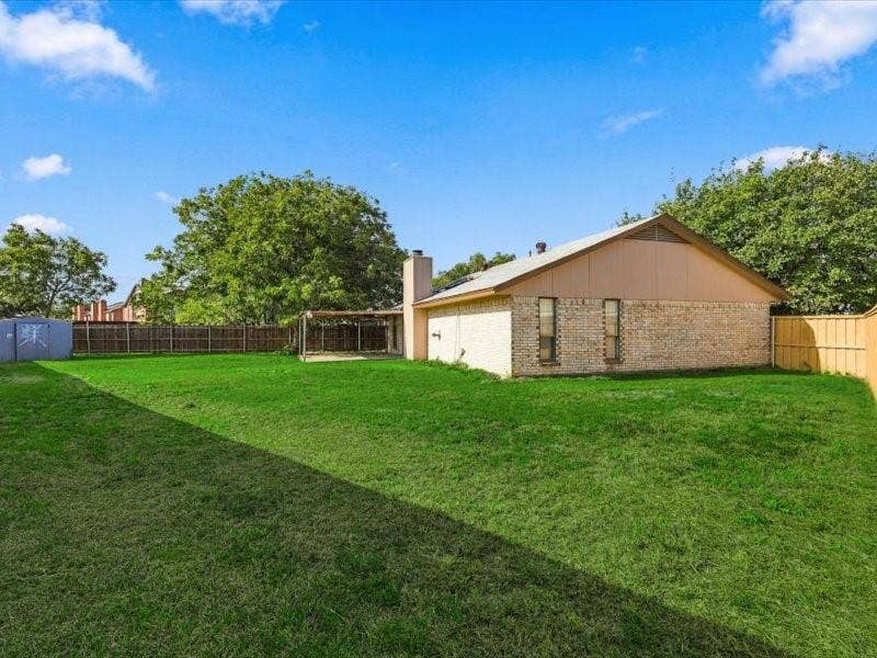 725 Southridge Court, Grand Prairie, TX 75052 725 Southridge Court, Grand Prairie, TX 75052