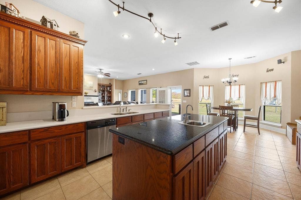 250 County Road 1006, Wolfe City, TX 75496 250 County Road 1006, Wolfe City, TX 75496