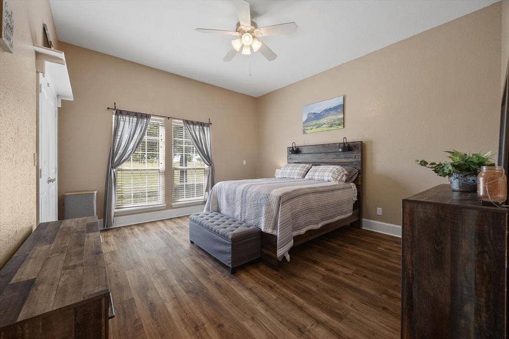 250 County Road 1006, Wolfe City, TX 75496 250 County Road 1006, Wolfe City, TX 75496