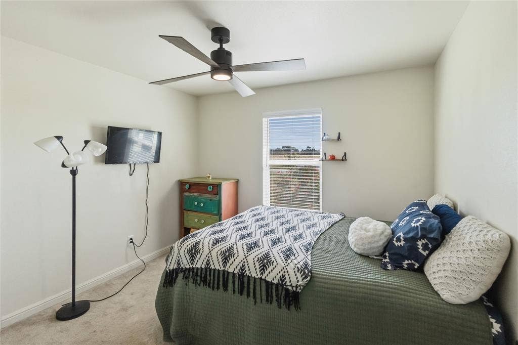 232 Yawney Drive, Lipan, TX 76462