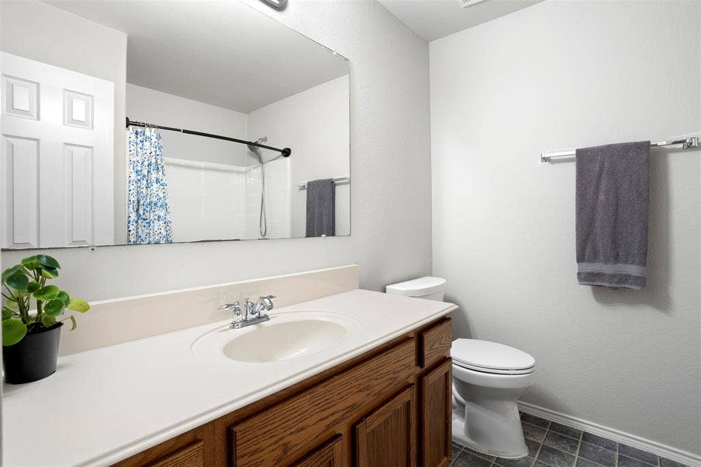 2707 Juniper Drive, Glenn Heights, TX 75154 2707 Juniper Drive, Glenn Heights, TX 75154