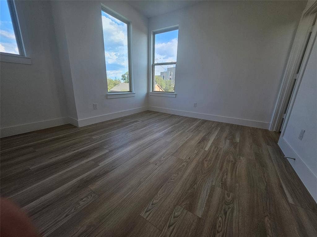 5603 Wayside Drive, Dallas, TX 75235 5603 Wayside Drive, Dallas, TX 75235