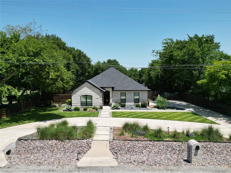 Property photo for 1635 Frederick Street, Lancaster, TX