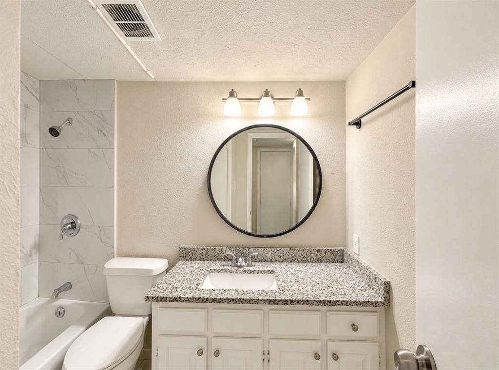 8067 Meadow Road, #114, Dallas, TX 75231 8067 Meadow Road, #114, Dallas, TX 75231