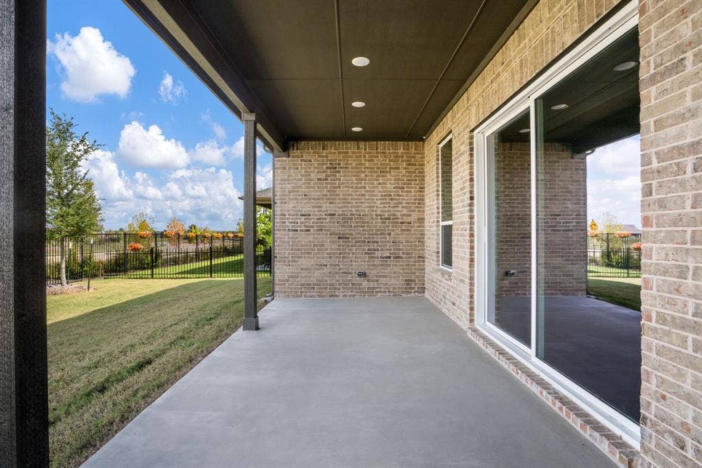 417 Raven Ridge Drive, McKinney, TX 75071
