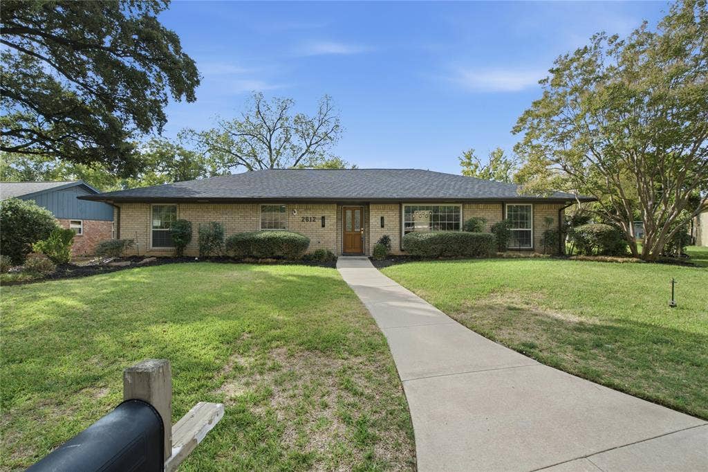 2612 Briarcove Drive, Plano, TX 75074 2612 Briarcove Drive, Plano, TX 75074
