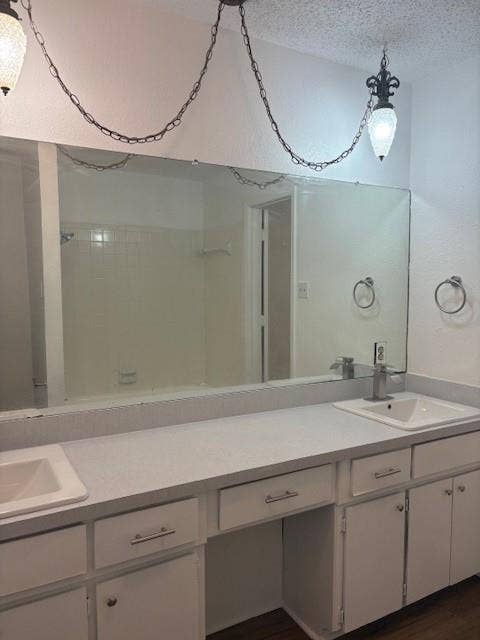 715 Oakwood Lane, #A, Arlington, TX 76012