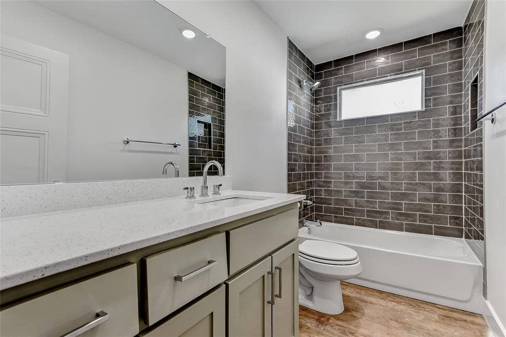 3260 W Crawford Street, #602, Denison, TX 75020