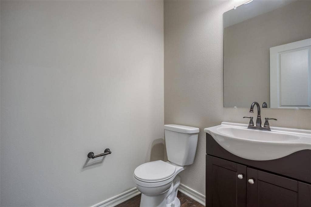 106 Eagle Meadow, Brock, TX 76087
