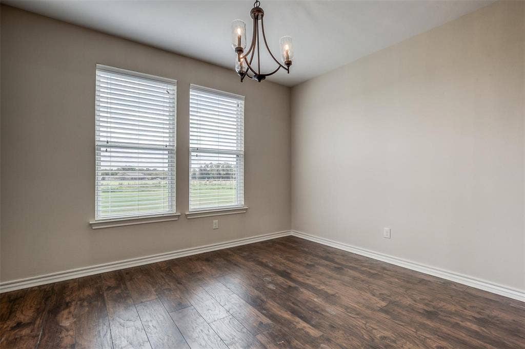 106 Eagle Meadow, Brock, TX 76087