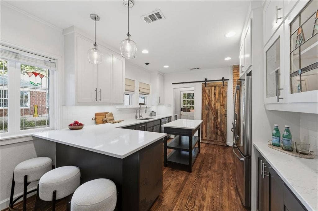 522 Monte Vista Drive, Dallas, TX 75223