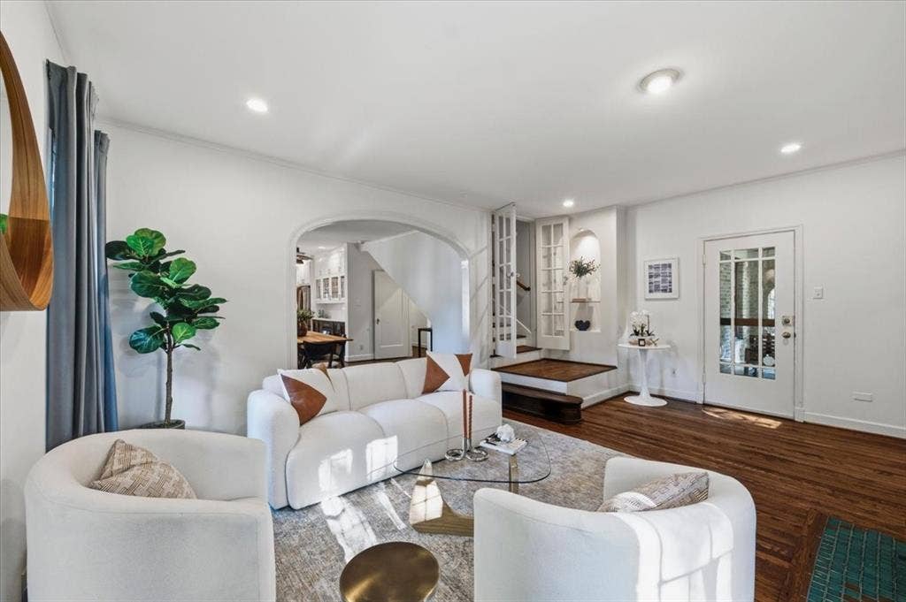 522 Monte Vista Drive, Dallas, TX 75223