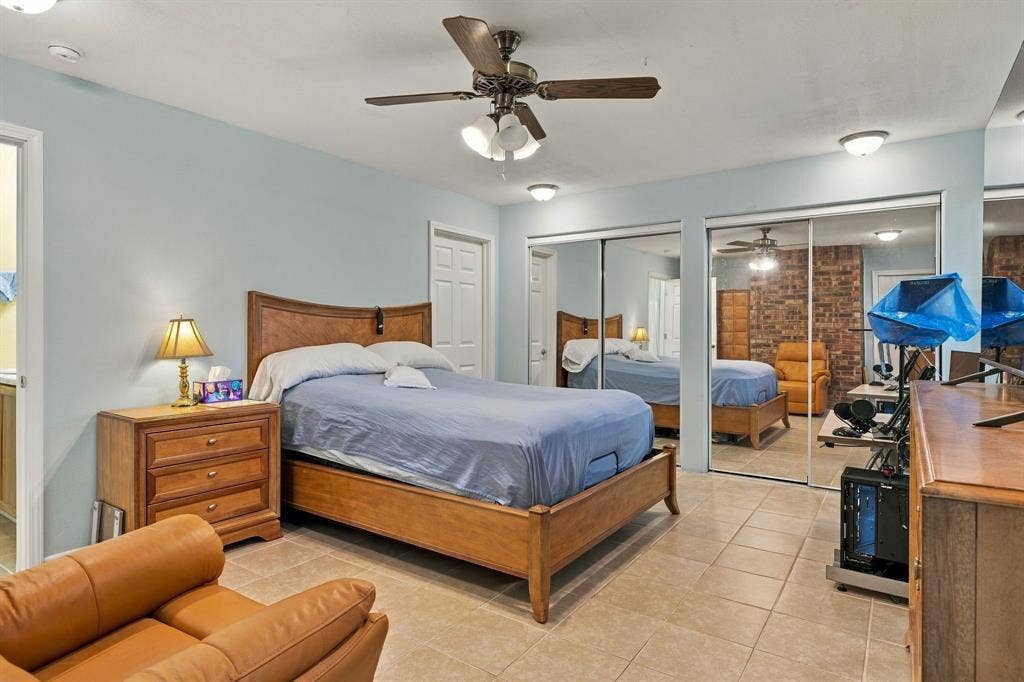1300 Oak Country, Weatherford, TX 76085
