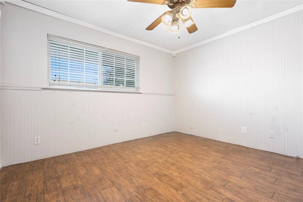 1207 W Wall Street, #4, Grapevine, TX 76051