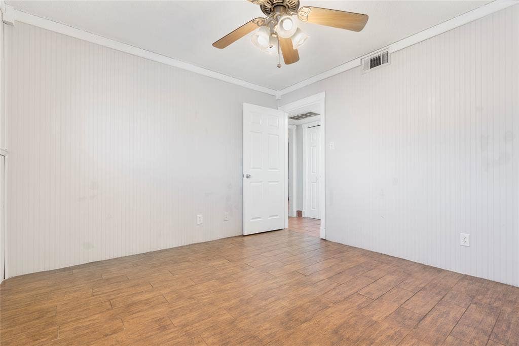 1207 W Wall Street, #4, Grapevine, TX 76051