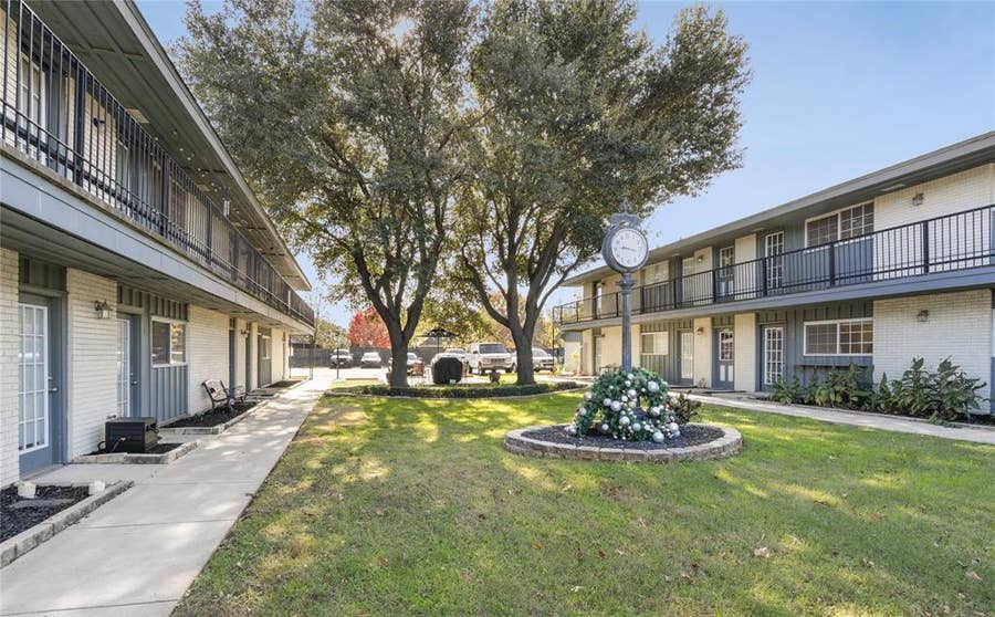 Property photo for 1207 W Wall Street, #4, Grapevine, TX