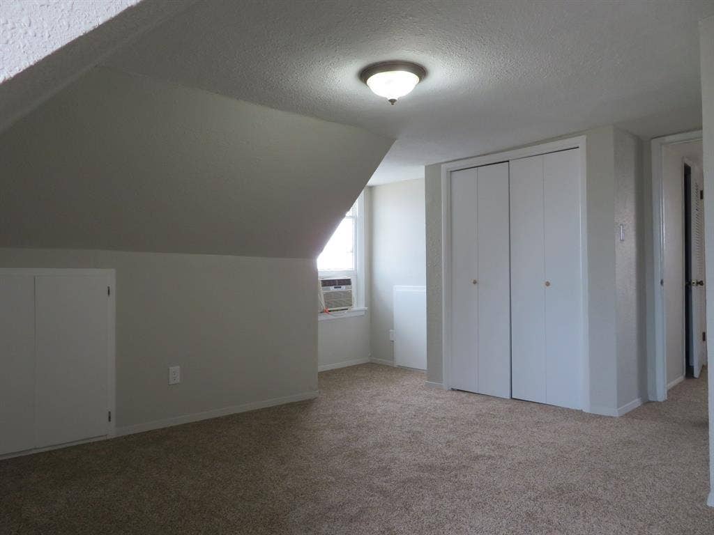 Upstairs Bedroom 3