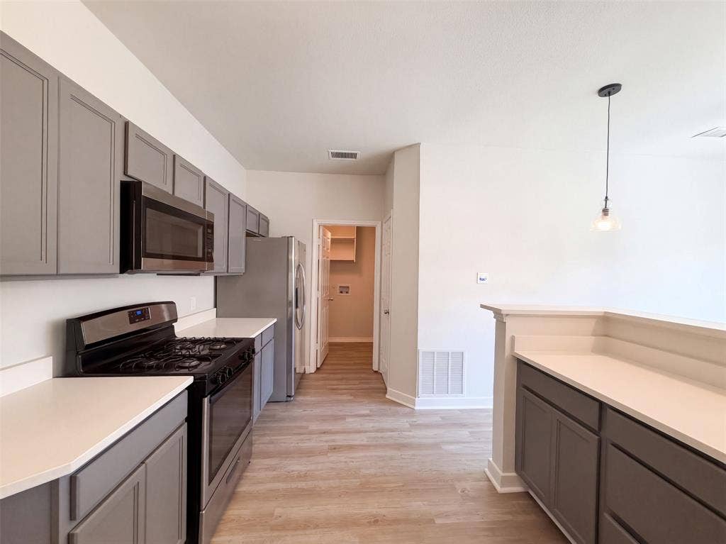 708 Fall Wheat Drive, DeSoto, TX 75115 708 Fall Wheat Drive, DeSoto, TX 75115