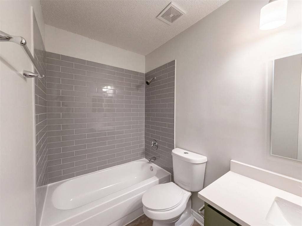 708 Fall Wheat Drive, DeSoto, TX 75115 708 Fall Wheat Drive, DeSoto, TX 75115