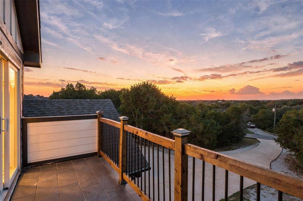 1006 Mojave Trail, Granbury, TX 76048