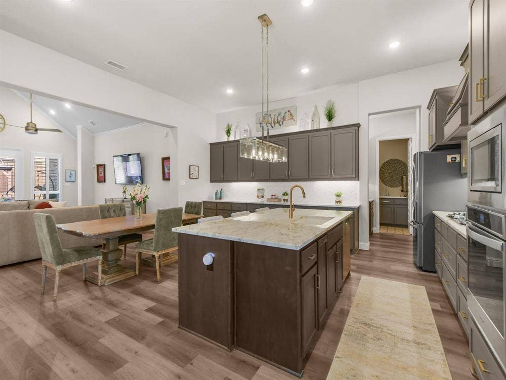 1208 Middleton Drive, Rockwall, TX 75087 1208 Middleton Drive, Rockwall, TX 75087