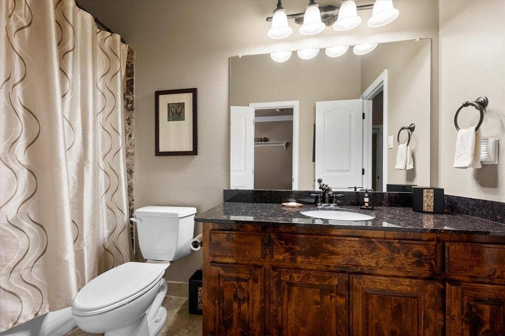 824 Rio Grande Drive, Mansfield, TX 76063 824 Rio Grande Drive, Mansfield, TX 76063