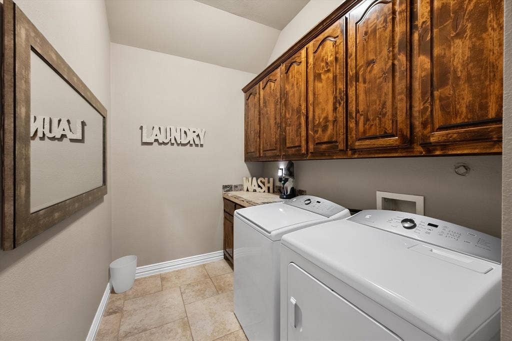 824 Rio Grande Drive, Mansfield, TX 76063 824 Rio Grande Drive, Mansfield, TX 76063