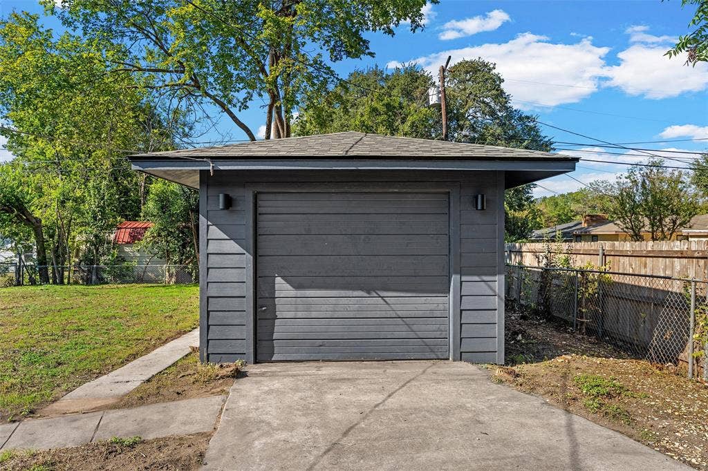 1116 N 44th Street, Waco, TX 76710 1116 N 44th Street, Waco, TX 76710