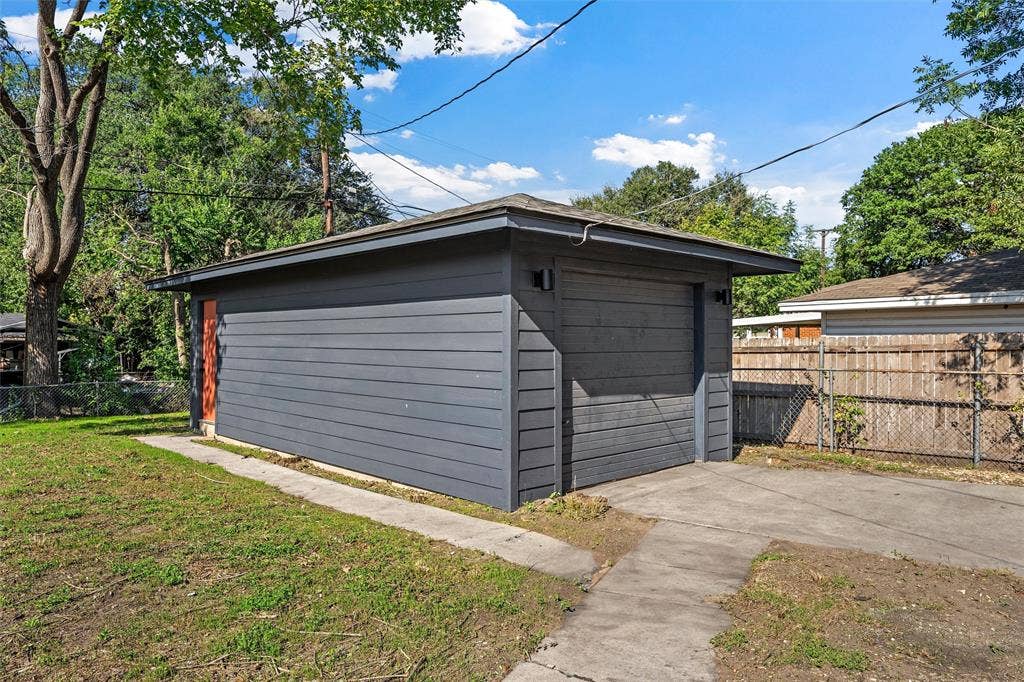 1116 N 44th Street, Waco, TX 76710 1116 N 44th Street, Waco, TX 76710