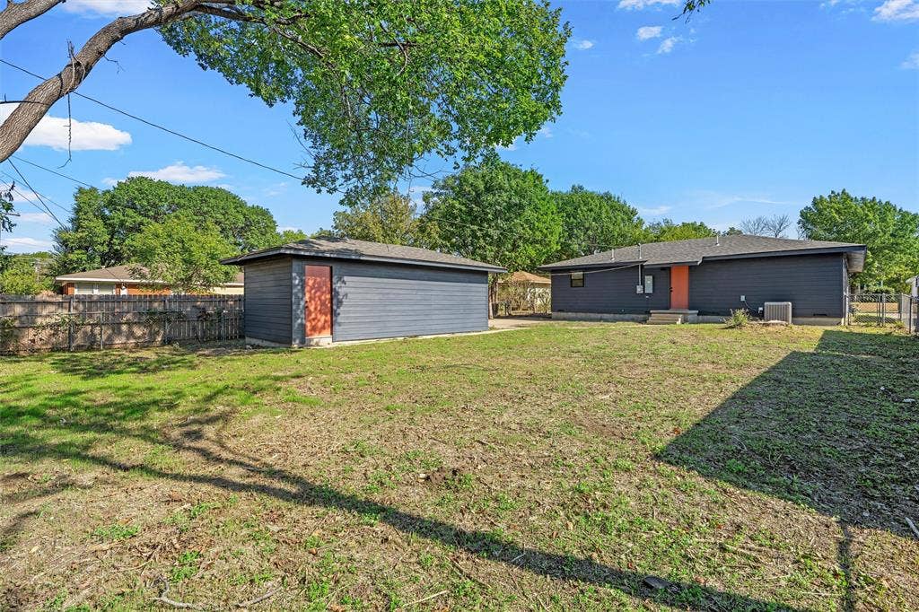 1116 N 44th Street, Waco, TX 76710 1116 N 44th Street, Waco, TX 76710