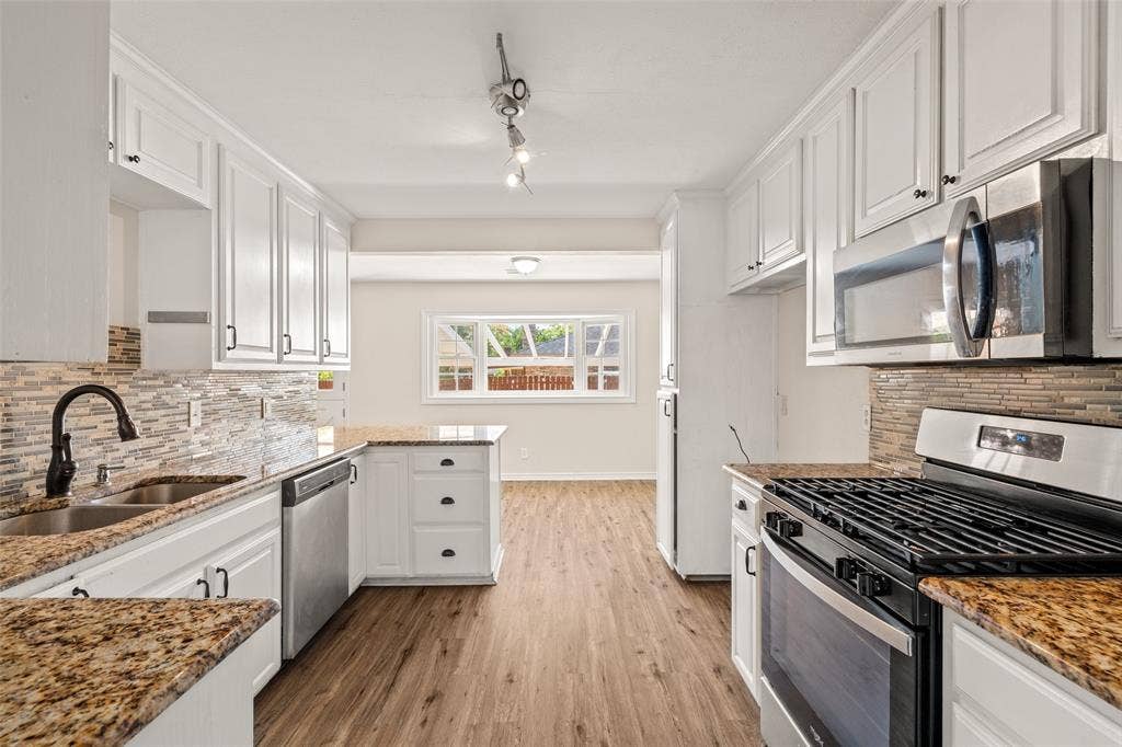 407 John Arden Drive, Waxahachie, TX 75165