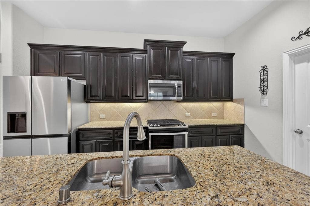 2728 Country Church Road, McKinney, TX 75071 2728 Country Church Road, McKinney, TX 75071