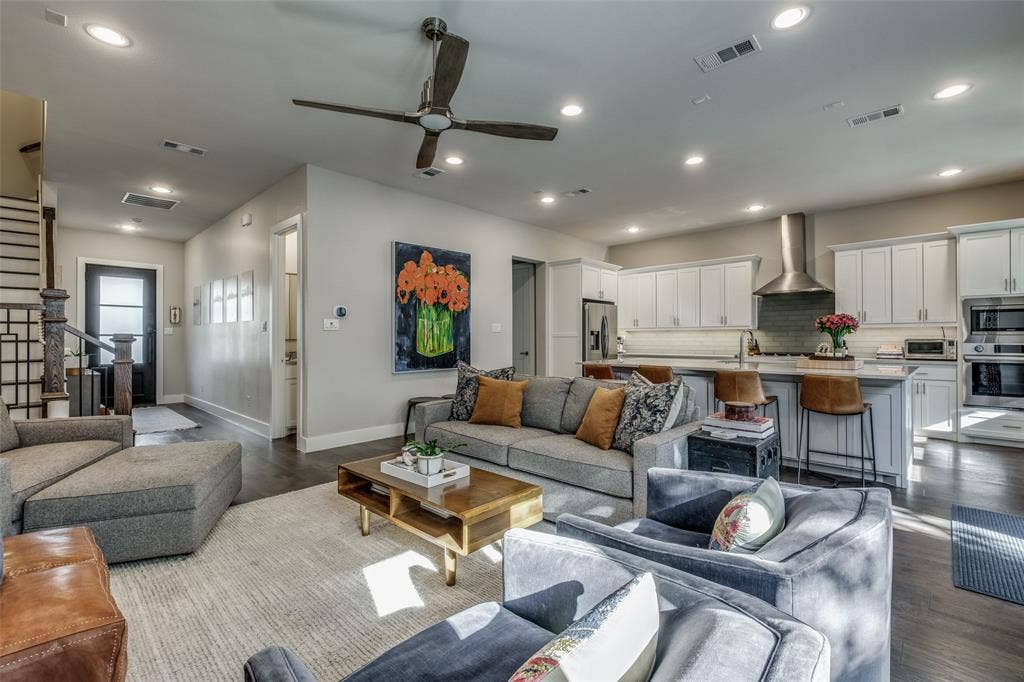 4125 Entrada Way, Dallas, TX 75219 4125 Entrada Way, Dallas, TX 75219
