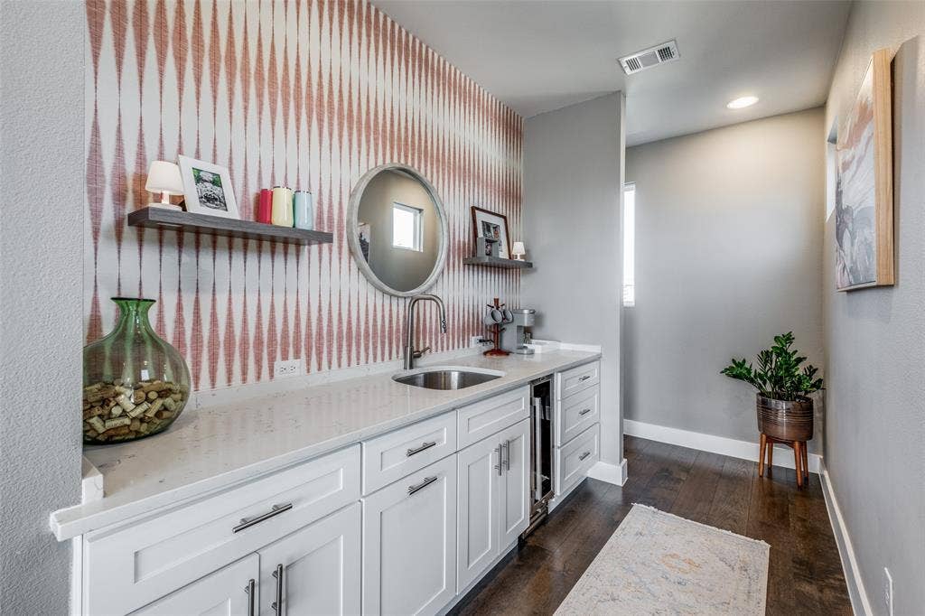 4125 Entrada Way, Dallas, TX 75219 4125 Entrada Way, Dallas, TX 75219