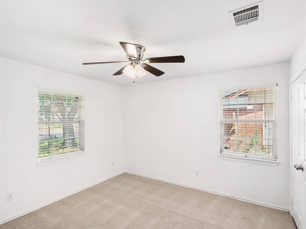 2222 Woodoak Drive, Irving, TX 75060 2222 Woodoak Drive, Irving, TX 75060
