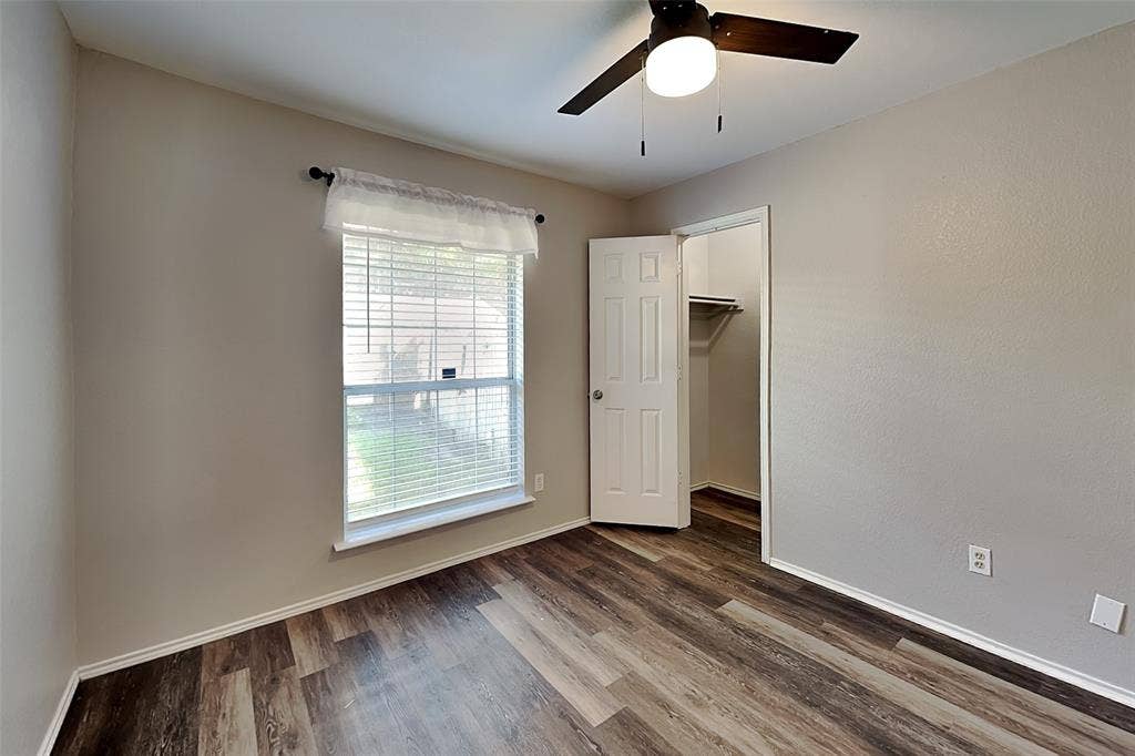 633 Beatty Drive, Grand Prairie, TX 75052