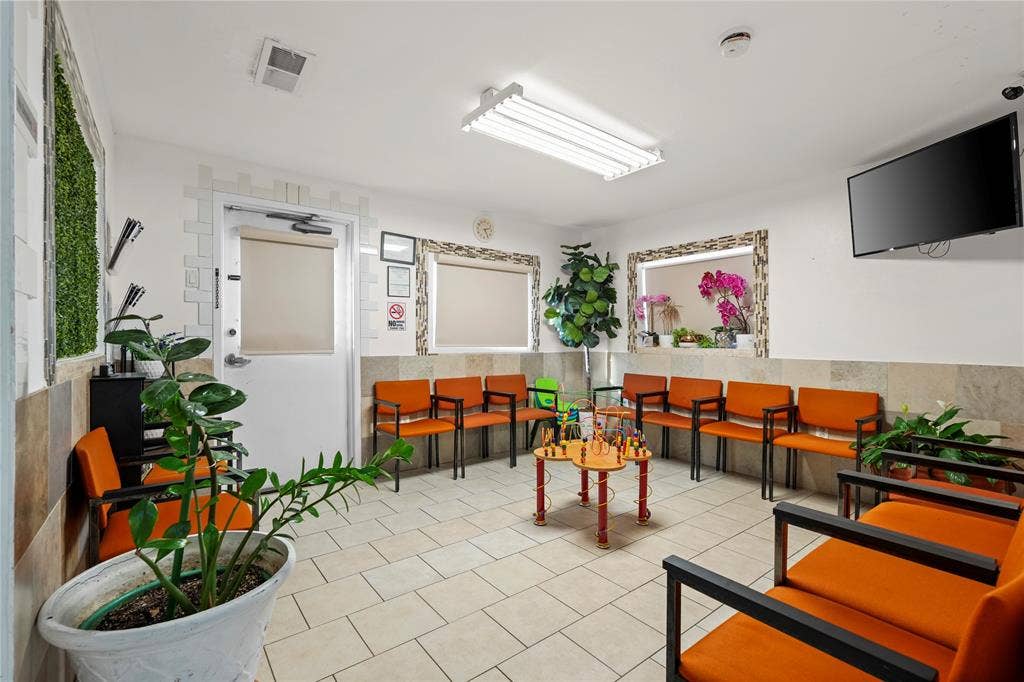 3017 E Lancaster Avenue, Fort Worth, TX 76103