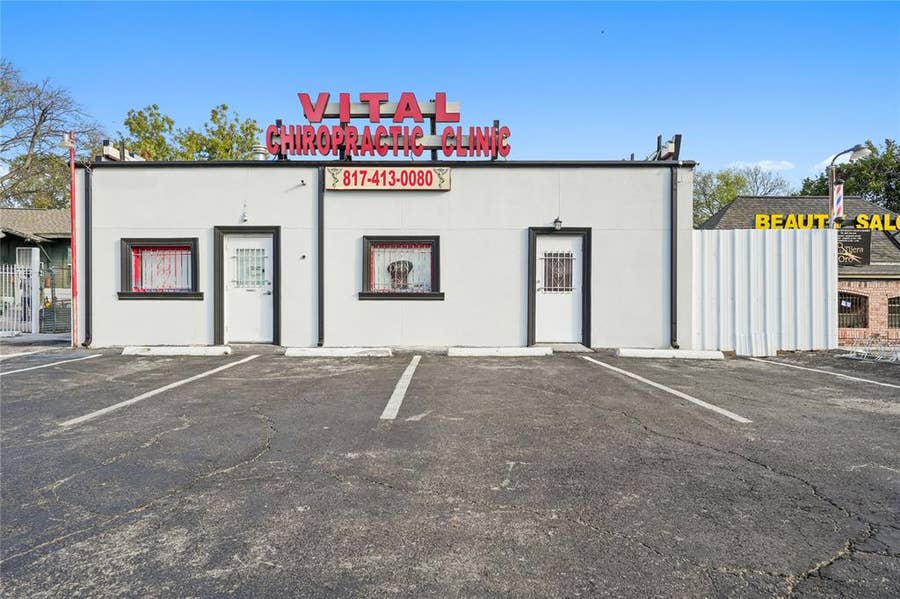 Property photo for 3017 E Lancaster Avenue, Fort Worth, TX