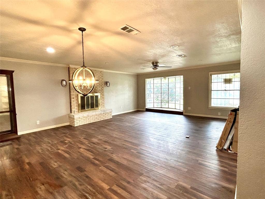 8407 Honeysuckle Lane, Dallas, TX 75241 8407 Honeysuckle Lane, Dallas, TX 75241