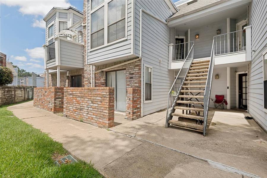 Property photo for 3406 Country Club Drive W, #272, Irving, TX
