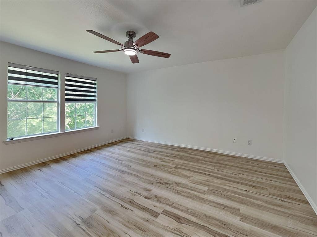 807 Fenet Street, #B, McKinney, TX 75069 807 Fenet Street, #B, McKinney, TX 75069