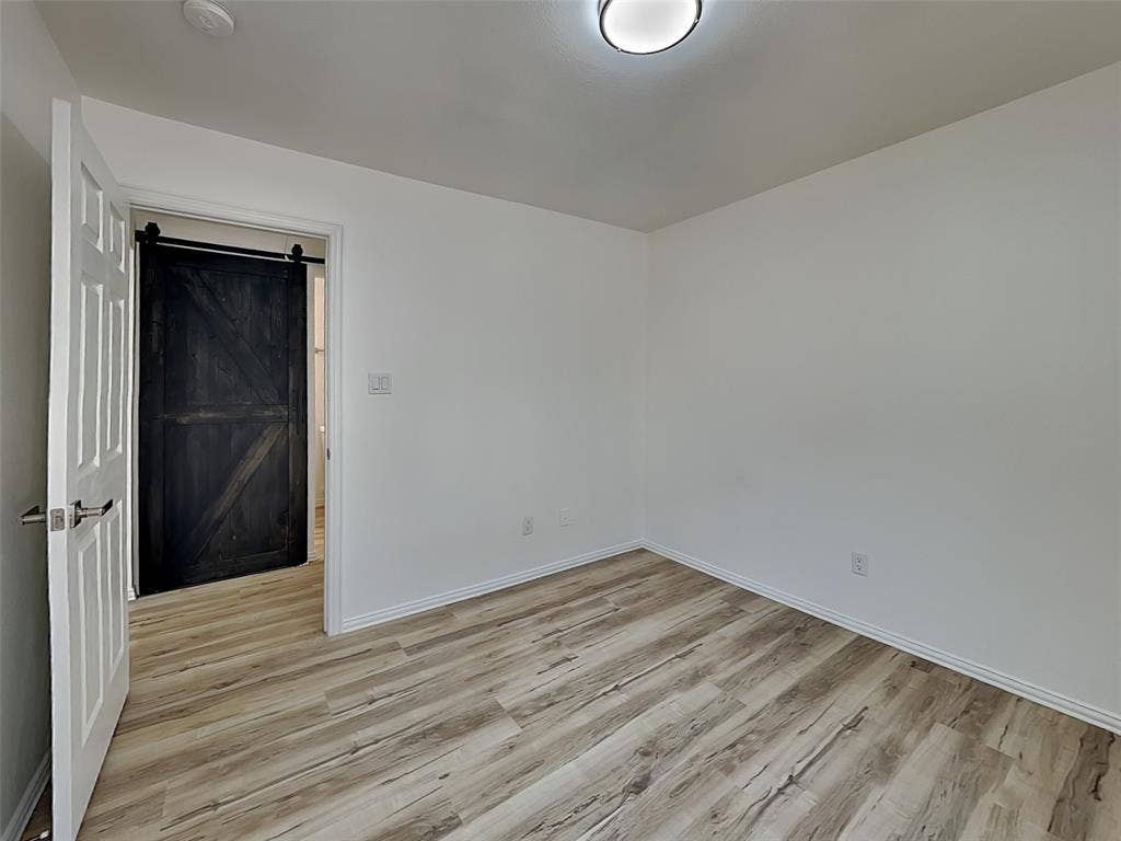 807 Fenet Street, #B, McKinney, TX 75069 807 Fenet Street, #B, McKinney, TX 75069