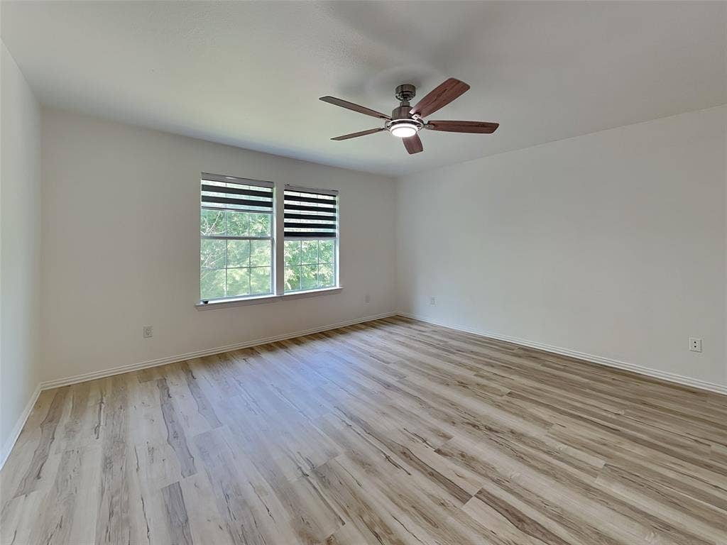 807 Fenet Street, #B, McKinney, TX 75069 807 Fenet Street, #B, McKinney, TX 75069