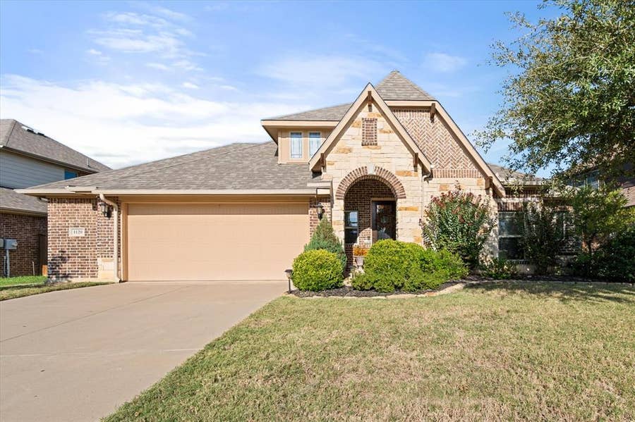 Property photo for 1120 Cardinal Ridge Road, Burleson, TX