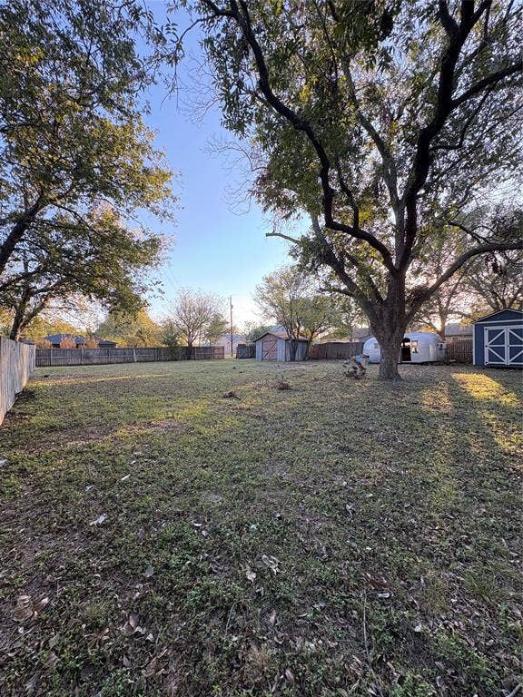 Property photo for 305 E Miller Street, Burleson, TX