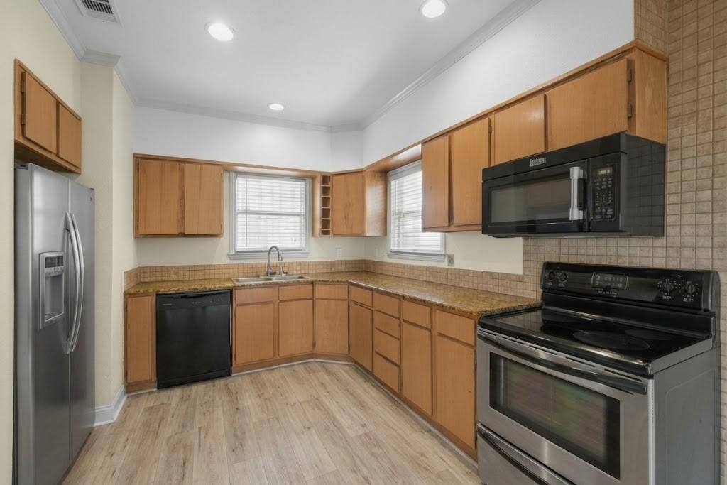 5015 Milam Street, Dallas, TX 75206 5015 Milam Street, Dallas, TX 75206