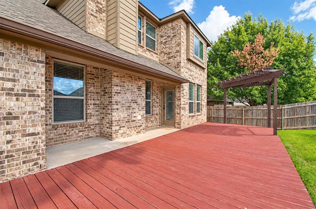 3814 Hyde Park Drive, Midlothian, TX 76065
