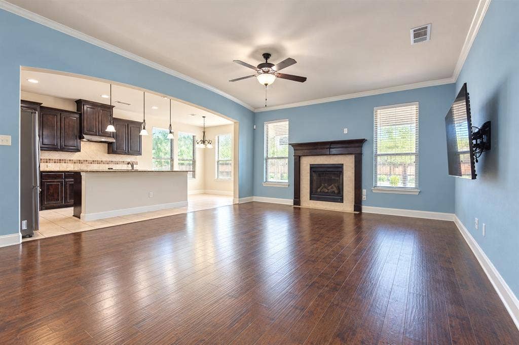 3814 Hyde Park Drive, Midlothian, TX 76065